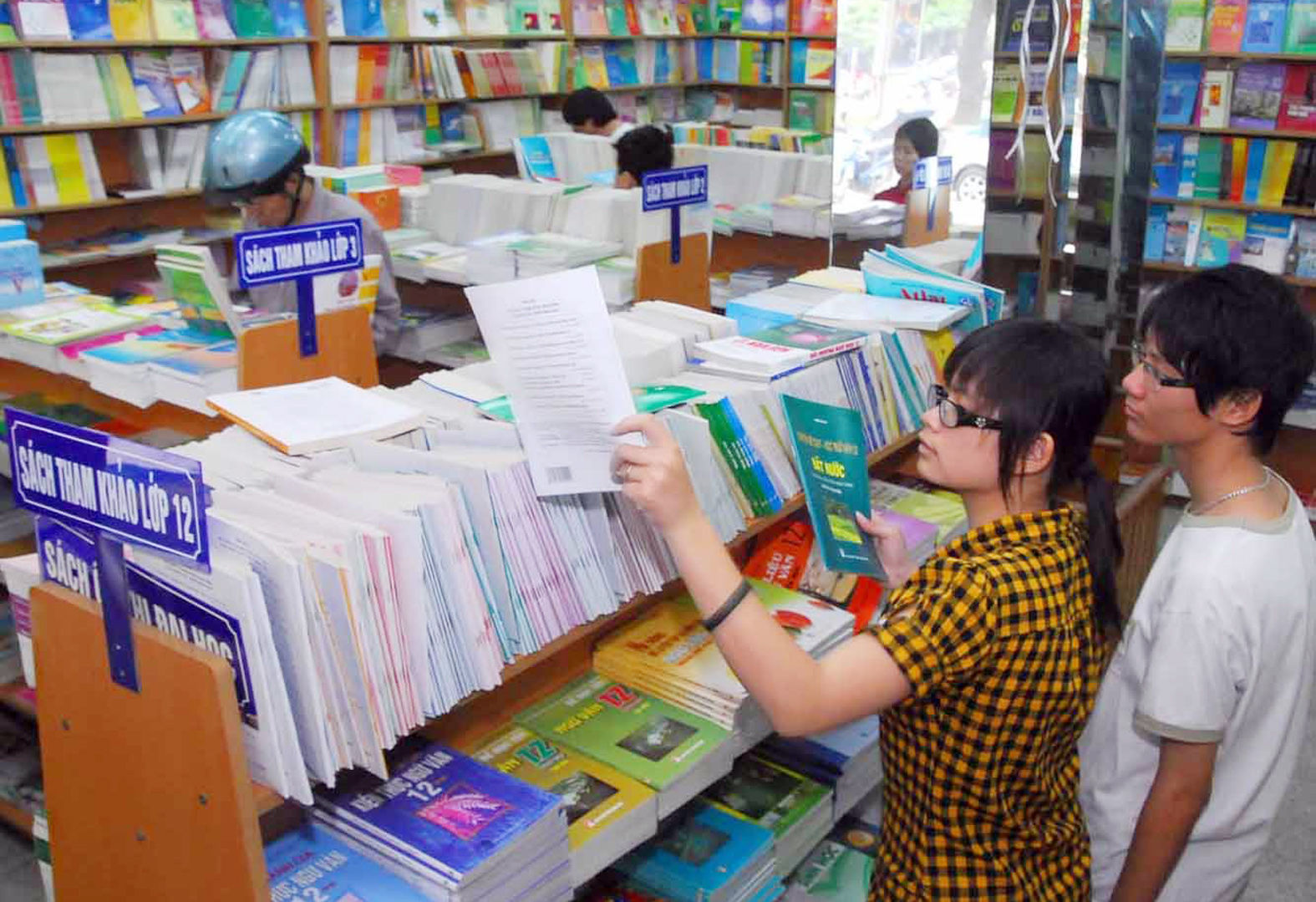 quy định sách tham khảo tại trường học