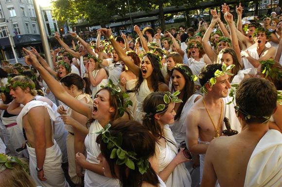 Ngôi trường cổ xưa đẹp như tranh vẽ của đất nước New Zealand