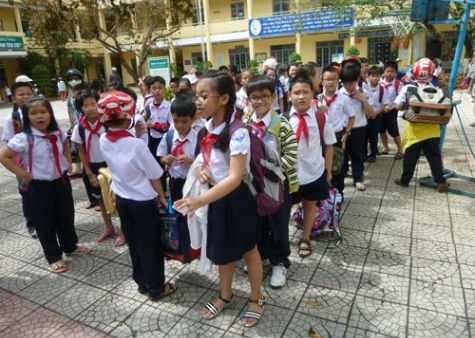 Đà Nẵng xử lý tình trạng quá tải do học sinh trái tuyến