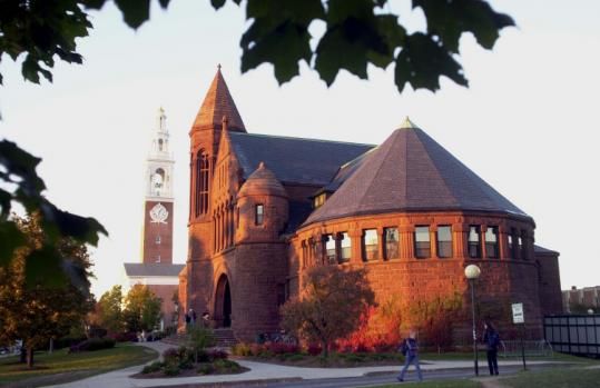 Cơ hội nhận học bổng du học tại Đại học Vermont