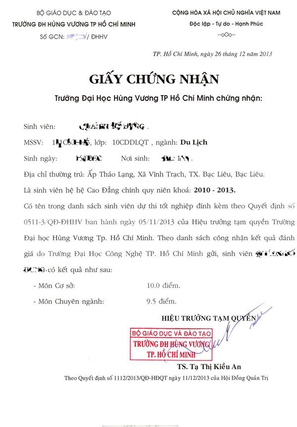 Sinh viên đại học Hùng Vương gặp khó khi giấy chứng nhận đóng “dấu vuông” Sinh viên đại học Hùng Vương gặp khó khi giấy chứng nhận đóng “dấu vuông”