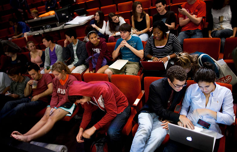 Học Harvard có khó? | Gian nan đường vào Harvard