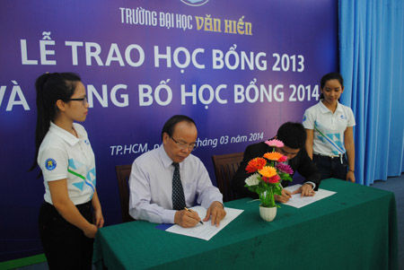 Chương trình học bổng dành cho tân sinh viên 2014 ĐH Văn Hiến