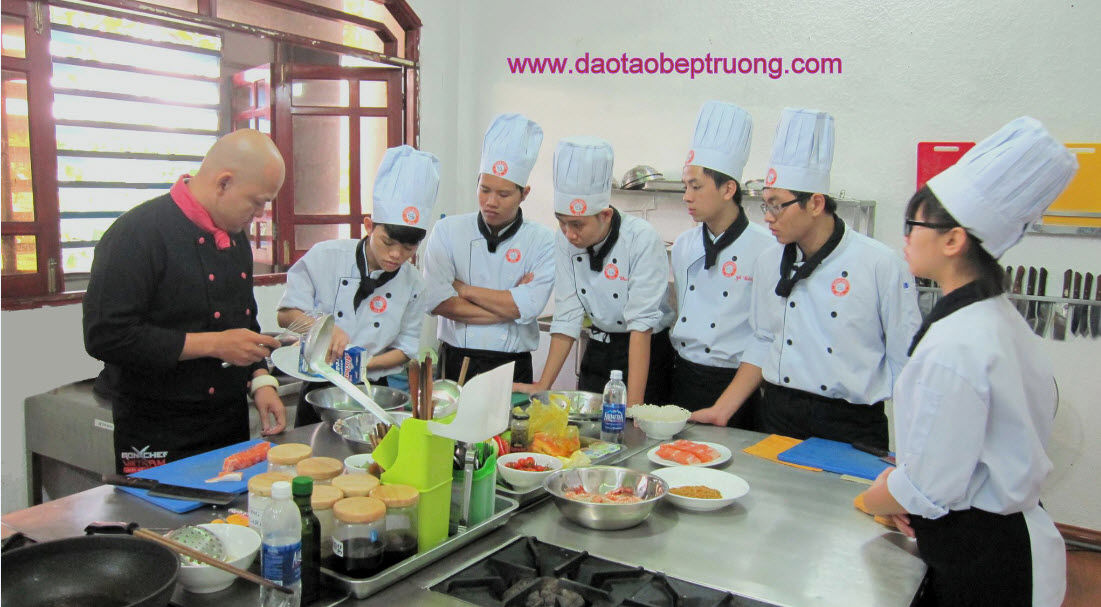 Trường hướng nghiệp Âu Á: Nơi đào tạo đầu bếp chuyên nghiệp Trường hướng nghiệp Âu Á: Nơi đào tạo đầu bếp chuyên nghiệp