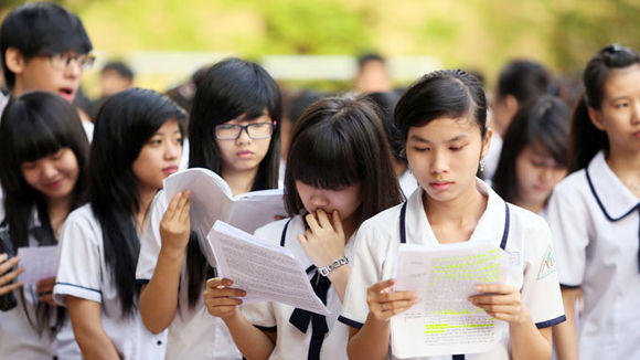 Đề thi tốt nghiệp môn Văn sẽ bao gồm phần Đọc hiểu & phần Làm văn Đề thi tốt nghiệp môn Văn sẽ bao gồm phần Đọc hiểu & phần Làm văn