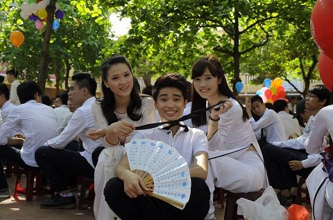 Hình ảnh xúc động học sinh Hà Nội trong ngày bế giảng