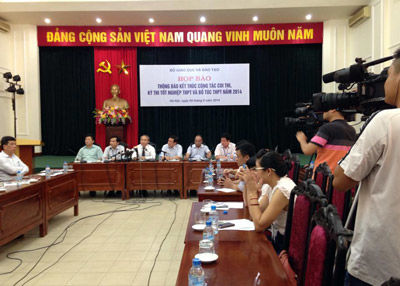 Bộ GD tiến hành họp báo tổng kết kỳ thi tốt nghiệp THPT 2014