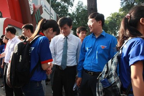 Chương trình tiếp sức mùa thi 2014 được khởi động tại HCM