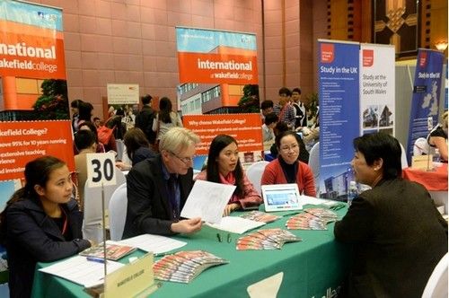 Hội Đồng Anh mở rộng liên kết với các công ty tư vấn du học Anh Hội Đồng Anh mở rộng liên kết với các công ty tư vấn du học Anh