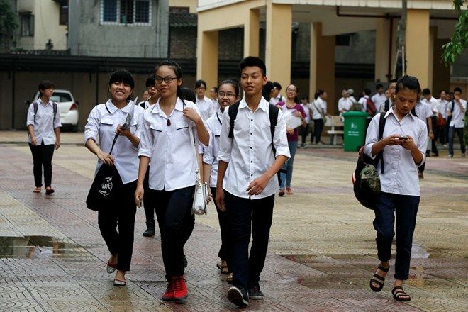 Thí sinh Hà Nội hoàn thành kỳ thi tuyển sinh lớp 10