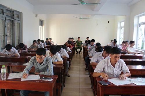 Thí sinh dự thi vào Học viện Cảnh sát Nhân dân.