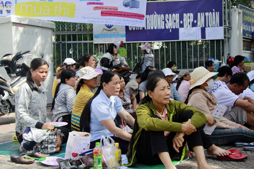 Những hình ảnh cảm động mùa thi đại học cao đẳng 2014