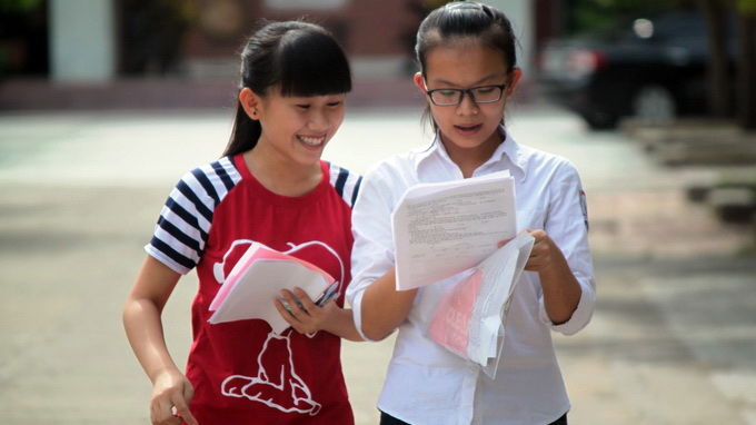 Sĩ tử thở phào nhẹ nhõm kết thúc kỳ thi đại học đợt 1