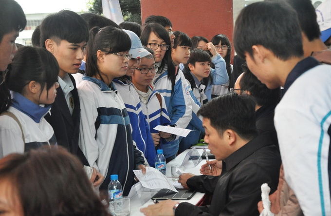 Ngày làm thủ tục cao đẳng: Vẫn còn nhiều sai sót hồ sơ dự thi