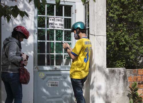 Tình nguyện viên tại Đà Nẵng dậy từ 3 giờ sáng đón sĩ tử