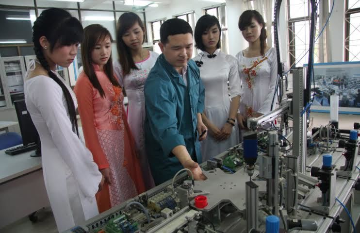 Đại học Sư phạm Kỹ thuật Hưng Yên xét tuyển nguyện vọng 2 Đại học Sư phạm Kỹ thuật Hưng Yên xét tuyển nguyện vọng 2