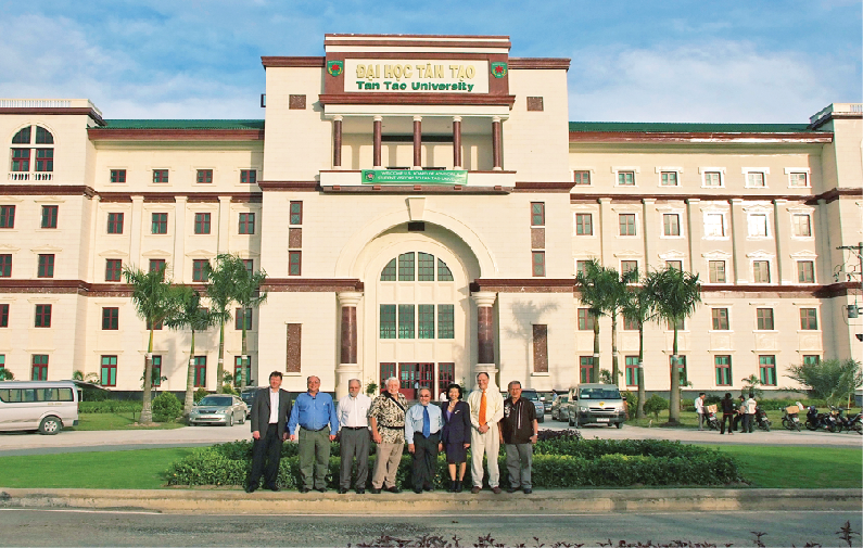 Đại học Tân tạo