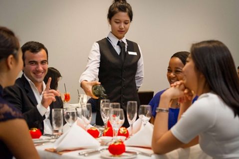 Tìm hiểu cơ hội việc làm khi du học ngành quản trị khách sạn