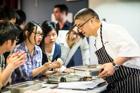 Du học Úc: Học ngành nhà hàng, khách sạn tại Le Cordon Bleu Du học Úc: Học ngành nhà hàng, khách sạn tại Le Cordon Bleu
