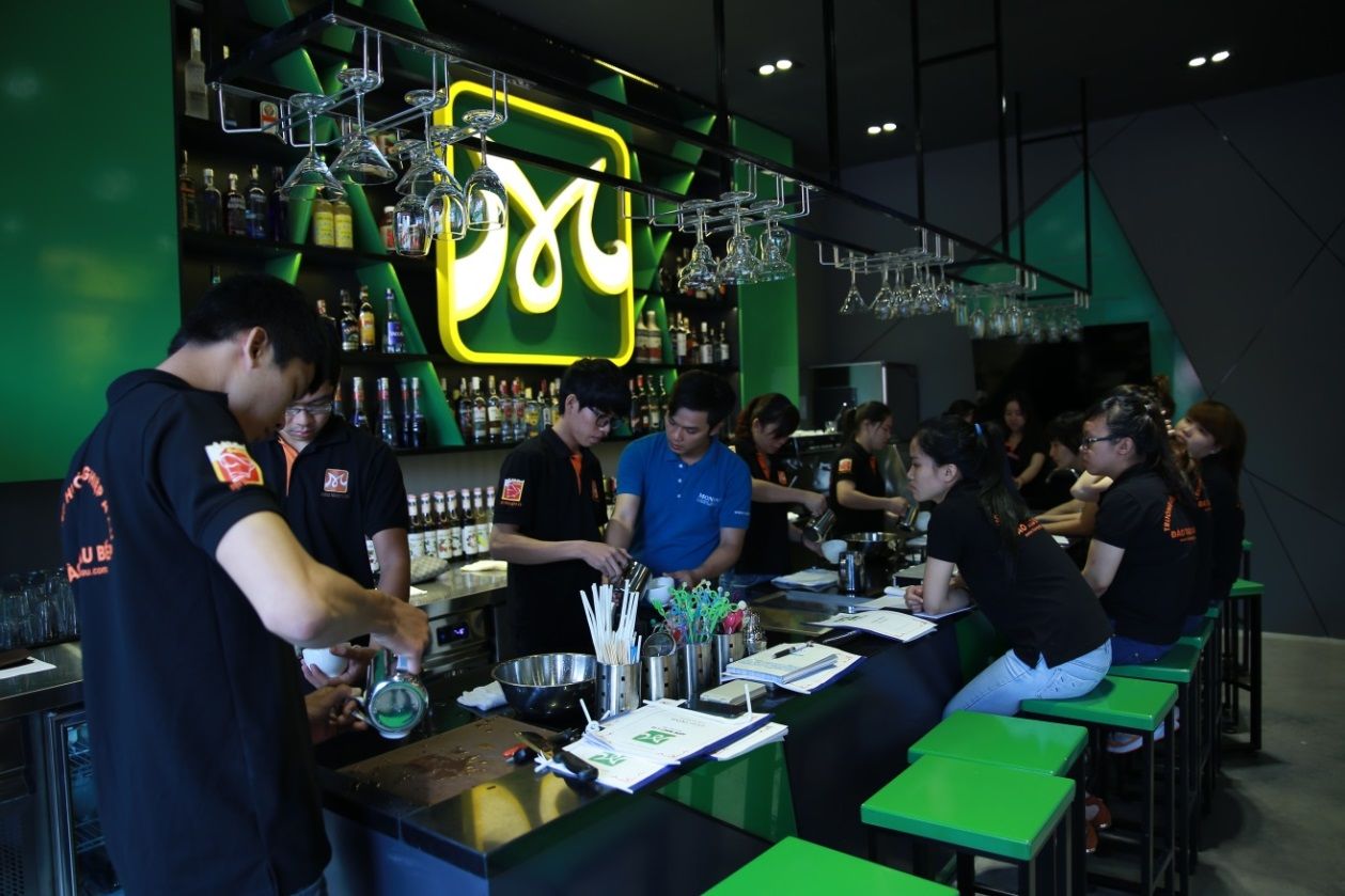 Học đào tạo nghề bếp tai Á Âu