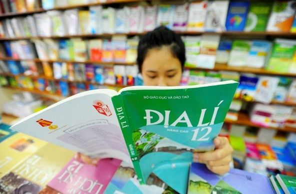 Quy trình thẩm định sách giáo khoa sẽ được công khai Quy trình thẩm định sách giáo khoa sẽ được công khai