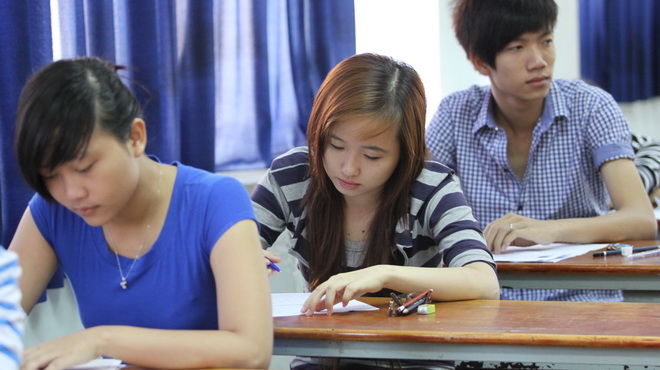 Nhiều trường tuyển sinh bằng học bạ vẫn không đủ chỉ tiêu