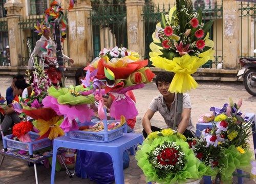 Nên tặng gì cho thầy cô trong Ngày nhà giáo Việt Nam?