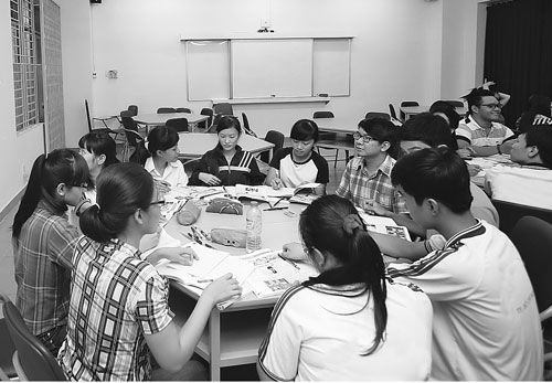 Sinh viên Việt Nam hiện nay hầu hết mất căn bản tiếng anh