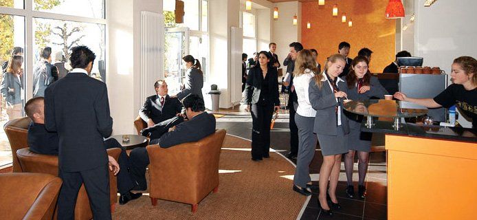 Thụy Sĩ – nơi lý tưởng học quản trị khách sạn du lịch Thụy Sĩ – nơi lý tưởng học quản trị khách sạn du lịch