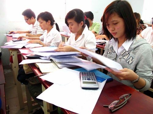 Cố vấn học tập cho sinh viên chưa làm tròn trách nhiệm Cố vấn học tập cho sinh viên chưa làm tròn trách nhiệm