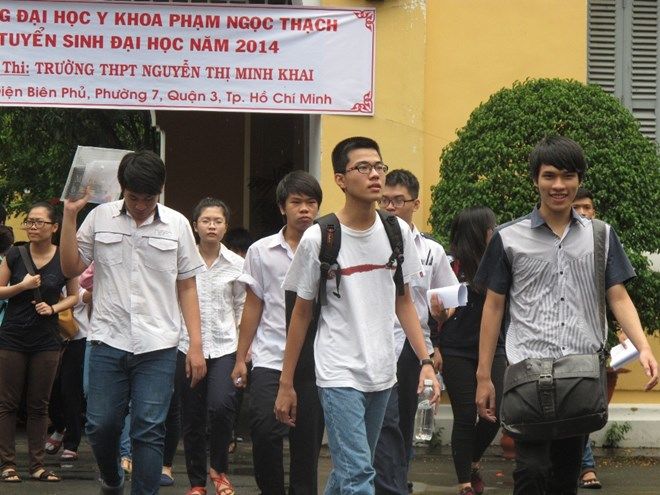 Nhiều trường nhân đăng ký xét tuyển đại học 2015 qua mạng