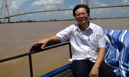 Không nên miễn thi ngoại ngữ cho thí sinh có chứng chỉ?