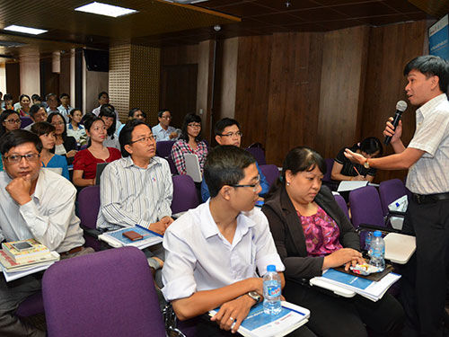 Cần coi trọng hướng nghiệp và phân luồng học sinh Cần coi trọng hướng nghiệp và phân luồng học sinh