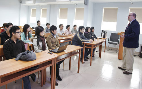 Sinh viên nên tìm hiểu kỹ trước khi học bằng kép
