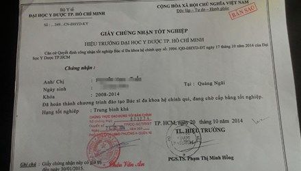 Trường ĐH Y Dược Tp.HCM bối rối không biết trao bằng cho ai Trường ĐH Y Dược Tp.HCM bối rối không biết trao bằng cho ai