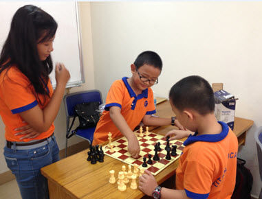 Trải nghiệm mùa hè ý nghĩa cùng khóa học hè titan 2015