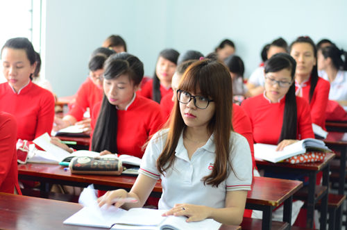 Ngành Quan hệ công chúng hấp dẫn nhiều sinh viên.