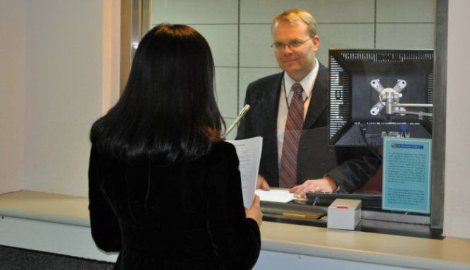 Du học có người thân đi cùng, chứng minh tài chính ra sao? - Ảnh 1