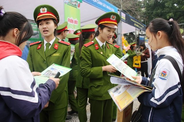 anh2
