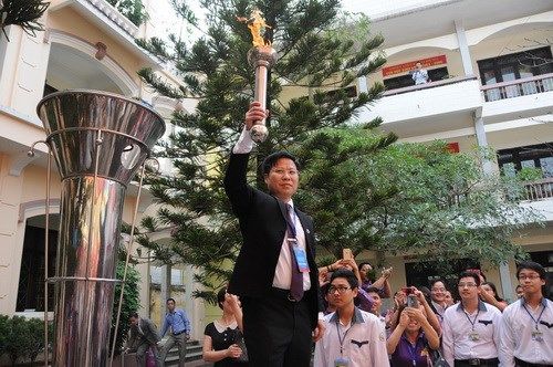 Nam Định: Bộ trưởng Phạm Vũ Luận dự kỷ niệm 95 năm thành lậpTrường THPT chuyên Lê Hồng Phong - Ảnh 5