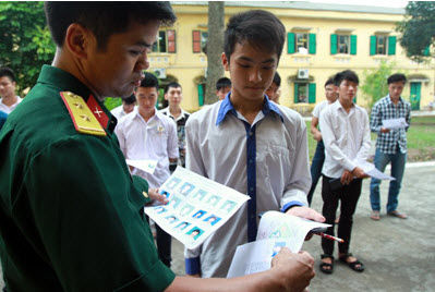 Nguyên tắc xét tuyển trường quân đội khi có nhiều thí sinh bằng điểm