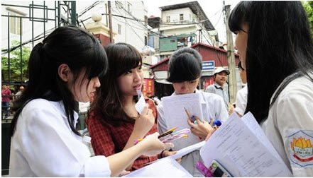 Yên tâm cứ ôn thi bình thường như trước Yên tâm cứ ôn thi bình thường như trước