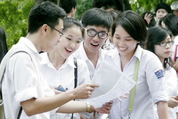 Đăng ký dự thi THPT quốc gia 2018: Rối với khu vực ưu tiên - Ảnh 1