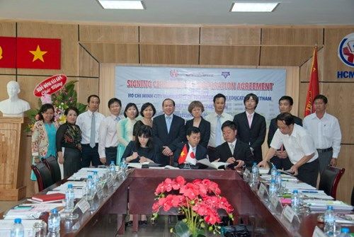 Đại diện 3 đơn vị tham gia ký kết