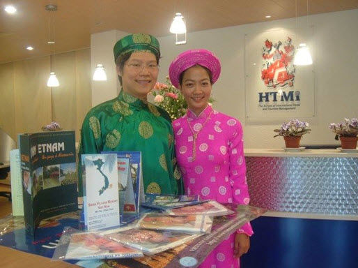 Hội thảo du học Thụy Sỹ, cơ hội tại học viện HTMI.  Hội thảo du học Thụy Sỹ, cơ hội tại học viện HTMI.