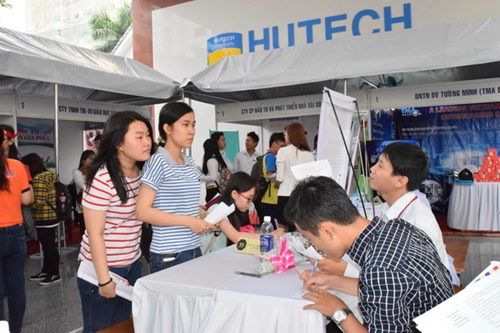 Gần 1.000 vị trí tuyển dụng tại ngày hội việc làm của trường HUTECH