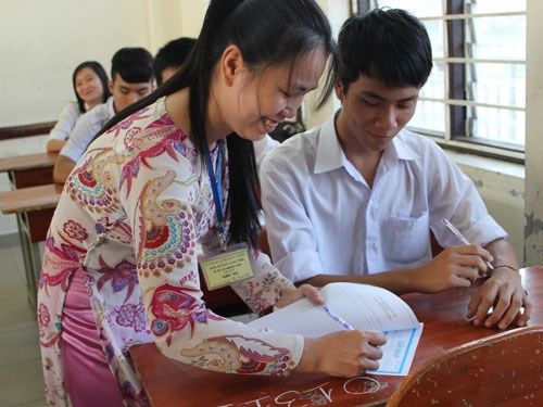 Huy động tối đa cán bộ, giáo viên đủ tiêu chuẩn làm nhiệm vụ thi