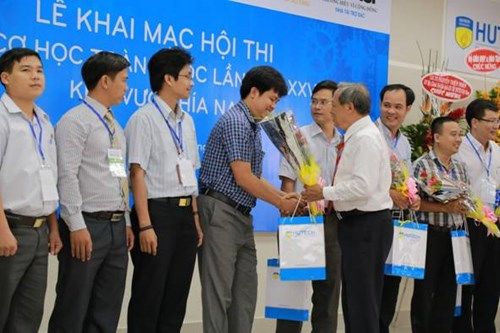 Khai mạc Hội thi Olympic Cơ học toàn quốc lần thứ 27 - Ảnh 2