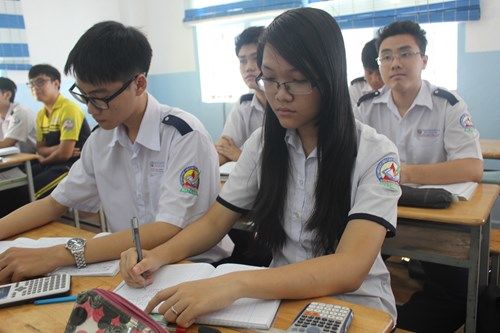 TP HCM: Học sinh yên tâm ôn tập với đề thi minh họa  - Ảnh 5