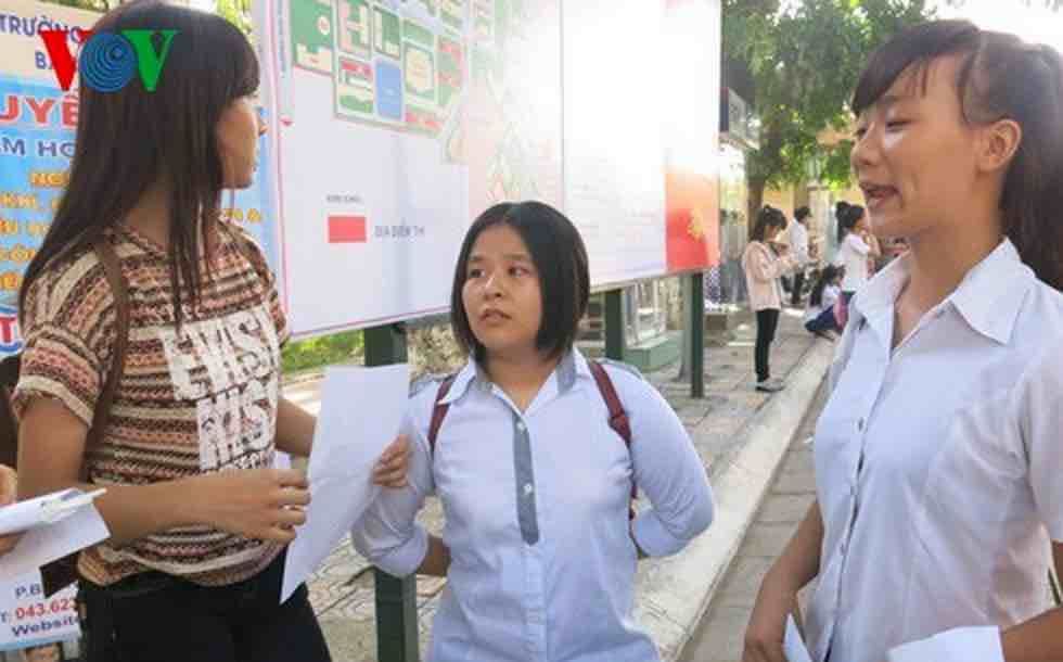 Những bất cập trong việc tổ chức kỳ thi THPT quốc gia năm 2015 Những bất cập trong việc tổ chức kỳ thi THPT quốc gia năm 2015